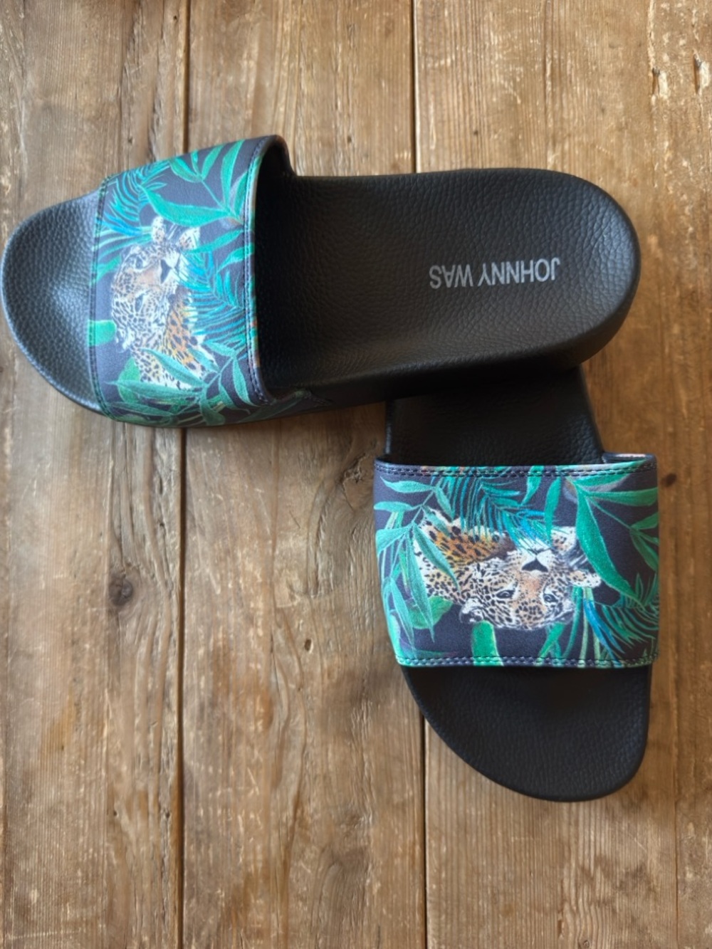 Johnny Was Black Slide Sandals with Green Tropical Leopard Print - Picture 5 of 5